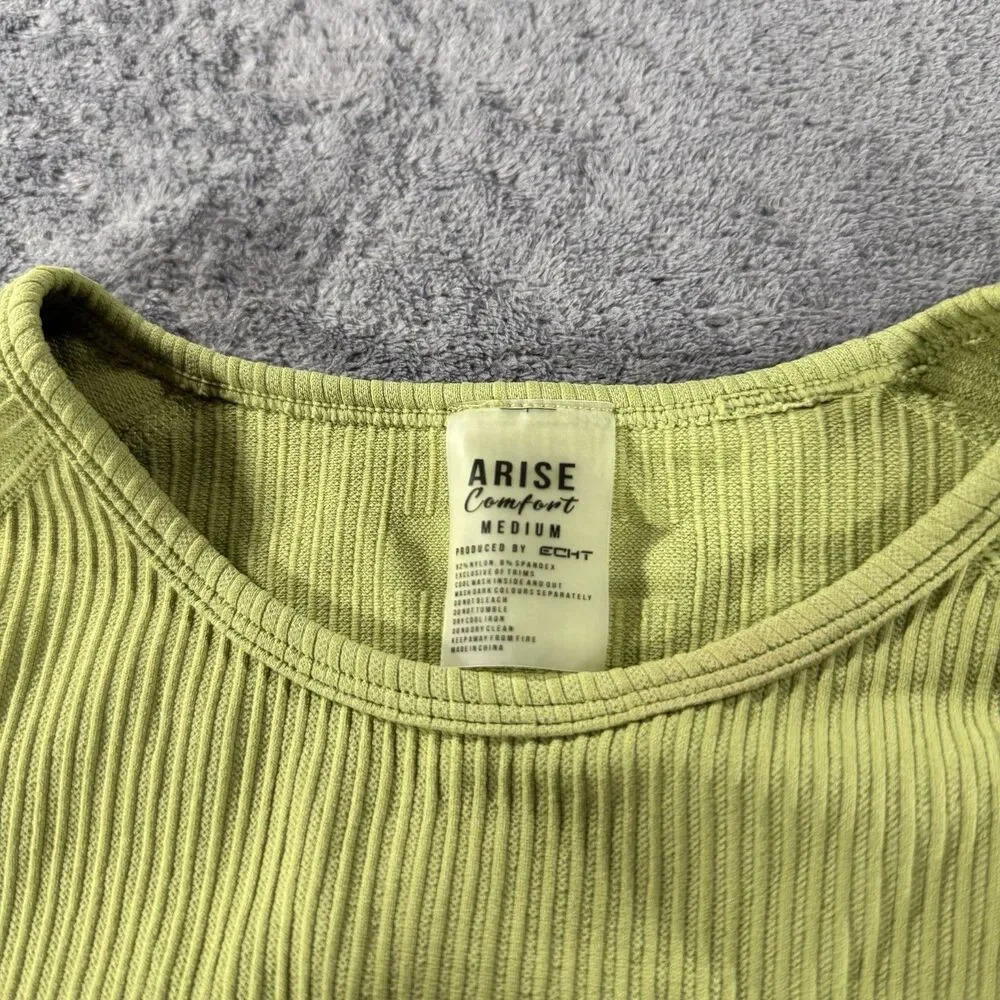 ECHT Arise Comfort Women’s Medium Green Ribbed Compression Set Top Biker Shorts